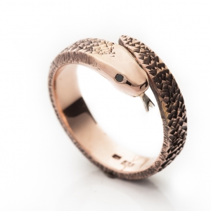 Zmija prsten od roze zlata