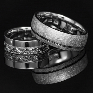 Elegantne burme od belog zlata sa ručnom gravurom