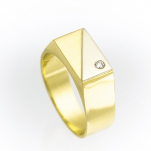 Muški prsten sa kamenom