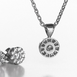 Elegantni set od belog zlata